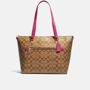 Gallery Tote In Signature Canvas Bold Pink